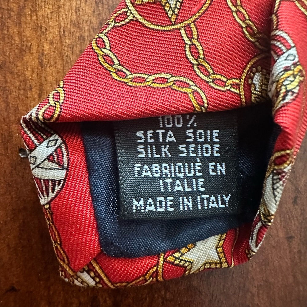 Chanel Red Patterned Tie - Picture 7 of 16